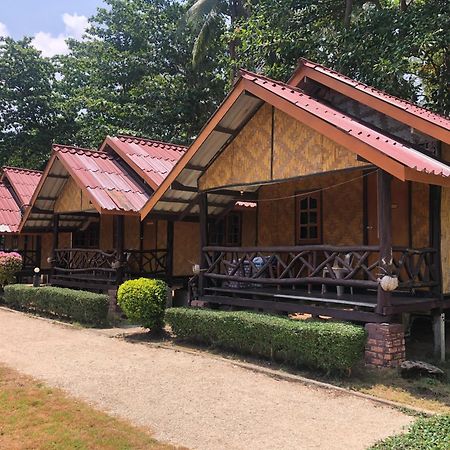 月球漫步兰达度假酒店 Ko Lanta 外观 照片